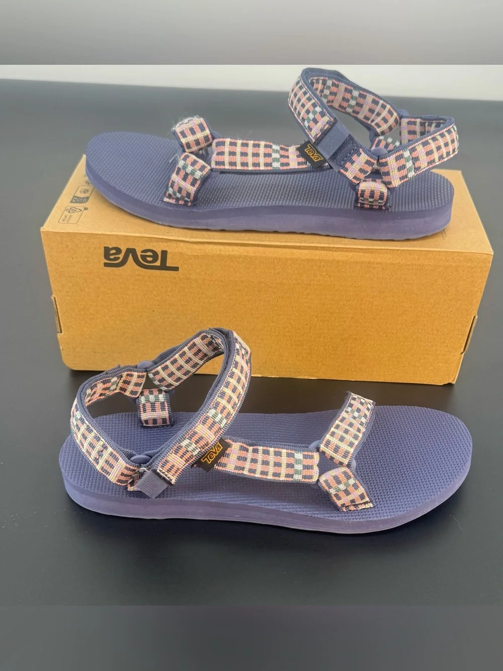 Teva Women Navy and Pink Geometric Strap Sandal Size 10